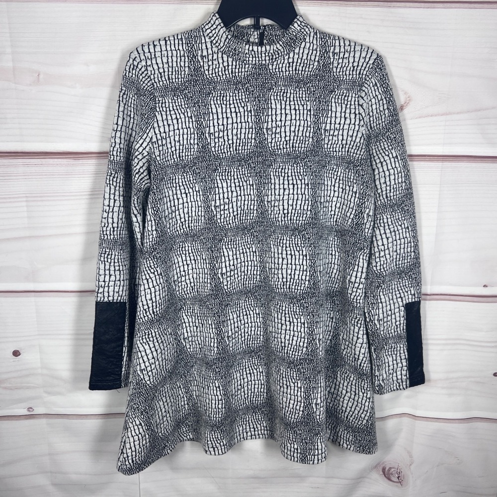 Tyler Boe Tunic Top Women Small Black White Grid Pattern Faux Leather Trim Swing